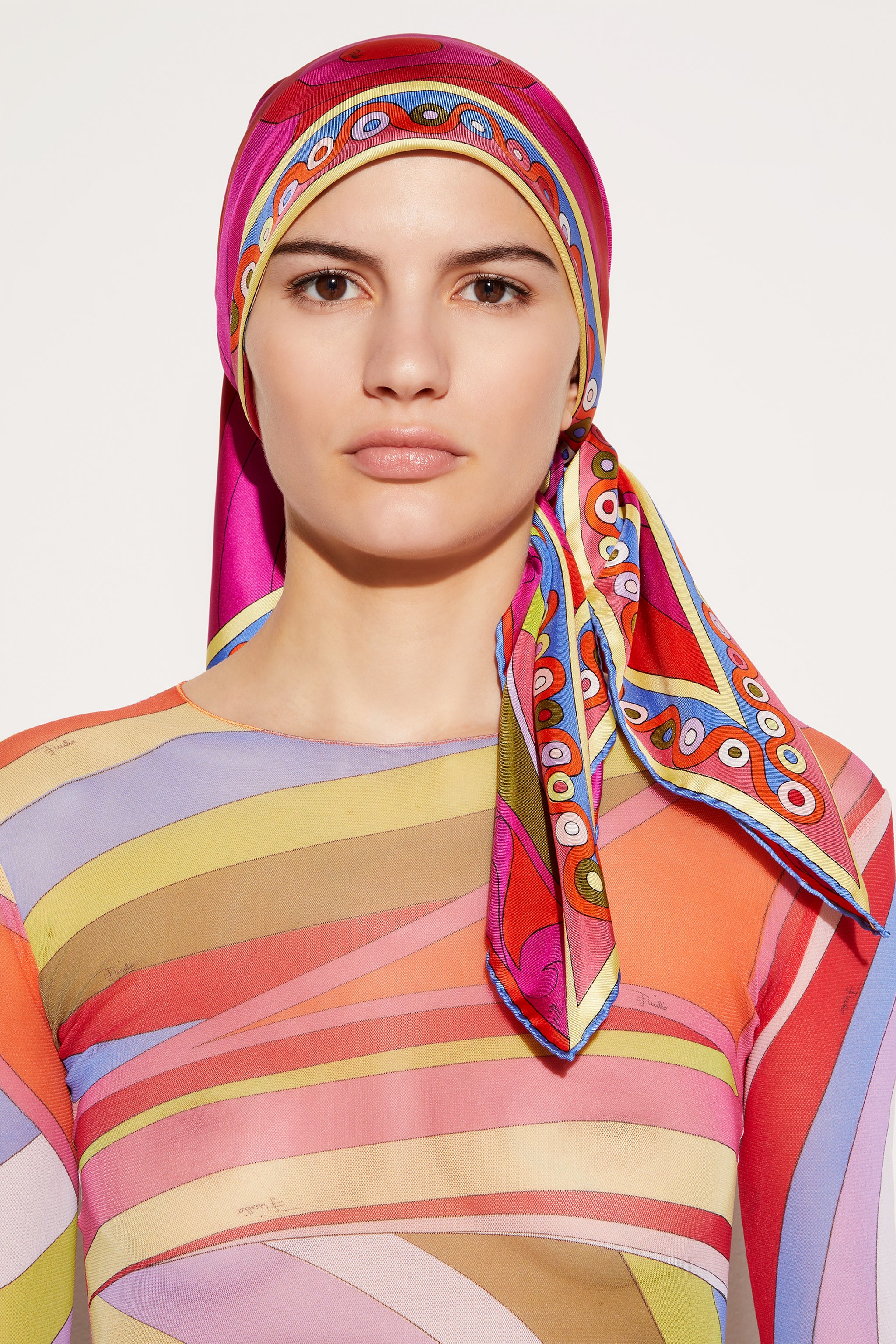 Trend offers color! Large multicolour silk scarf